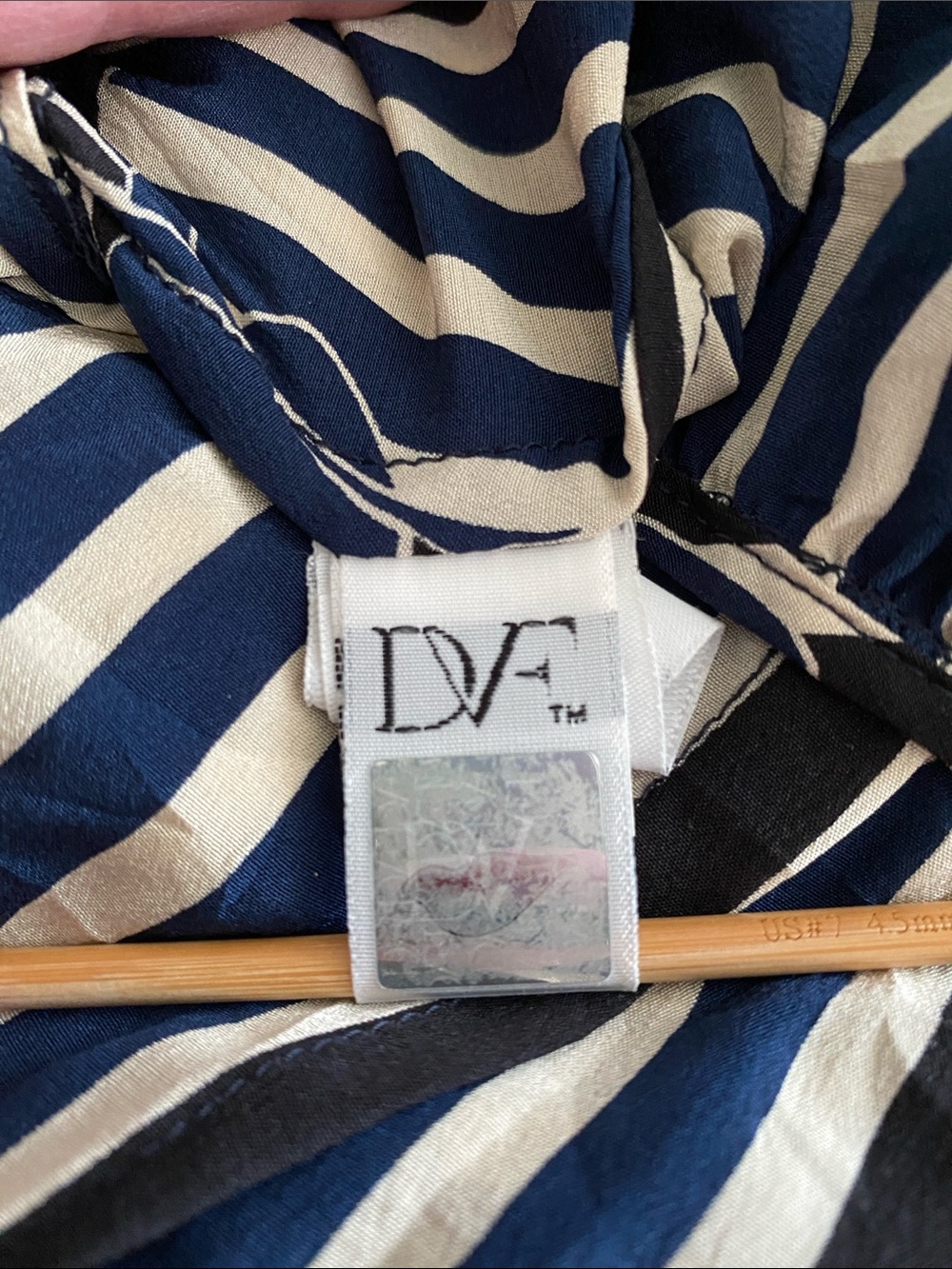 Diane Von Furstenberg elegant 100% silk Florence dress Side Zip Tie Belt Size 10 - Picture 14 of 16